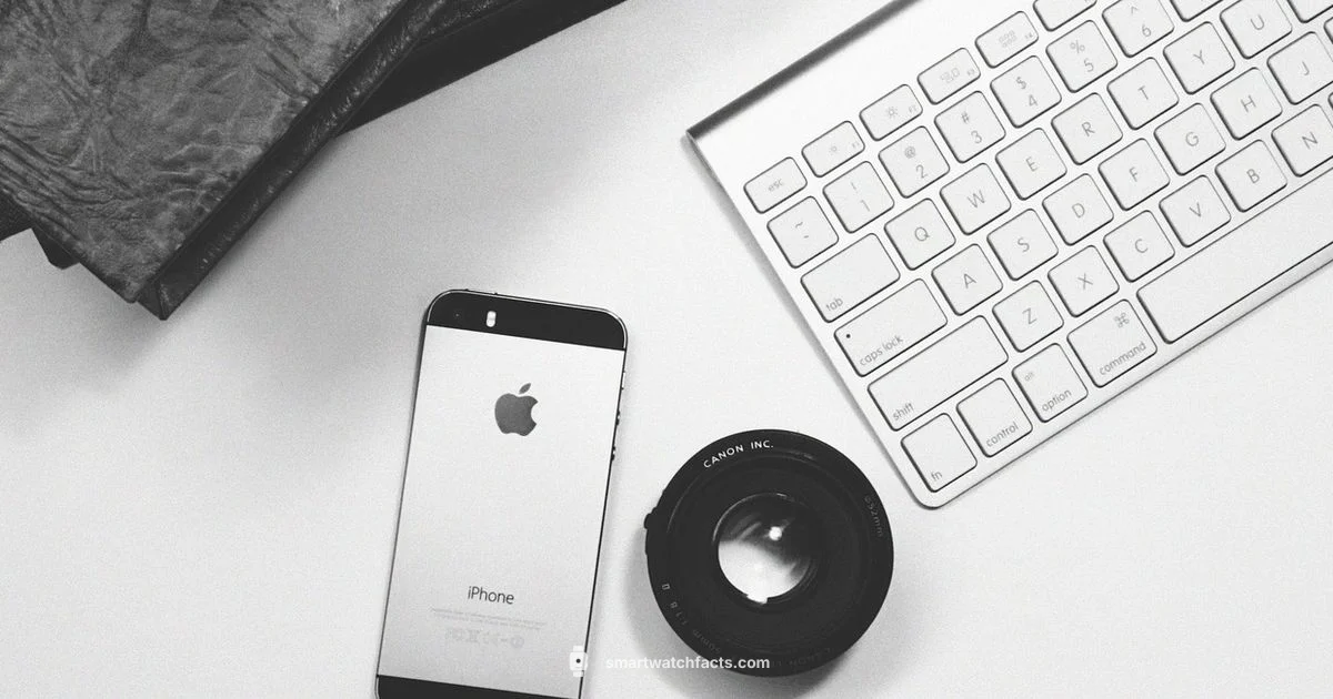 iPhone + Smartwatch - Smartwatch Facts